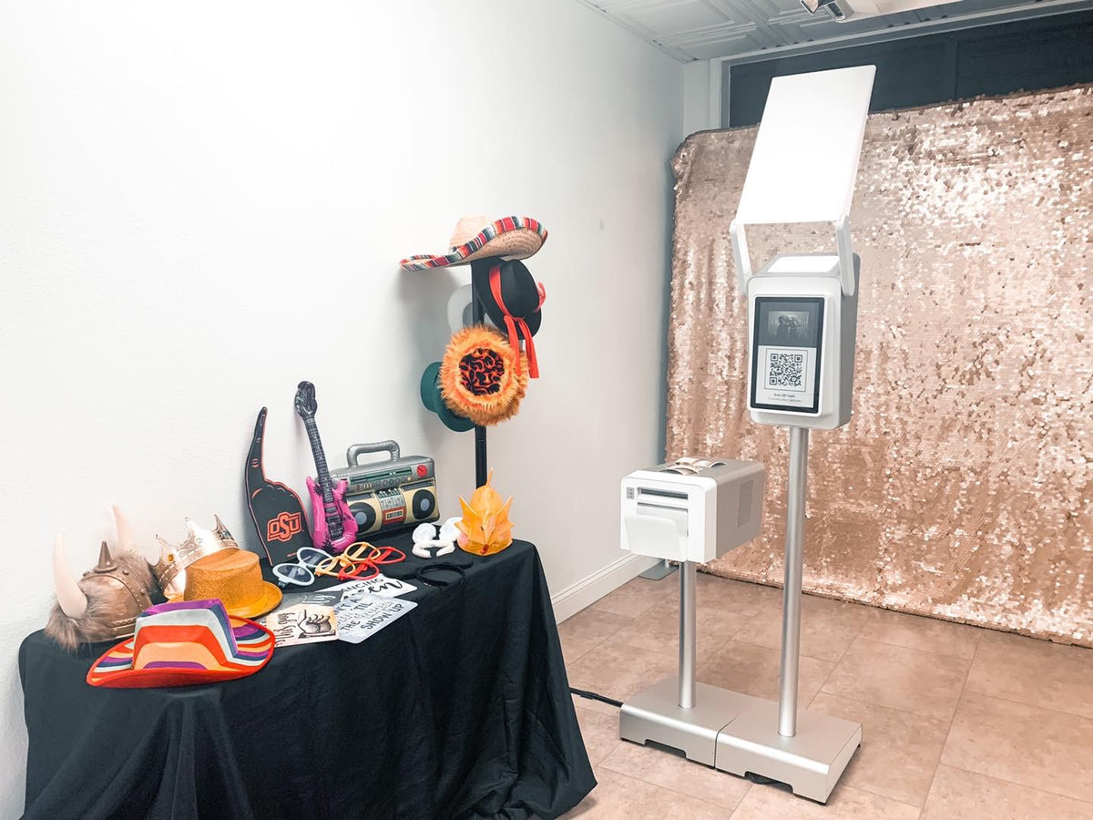 Photo Booth Rental – Tagged Photo Booth– fisch&hitch