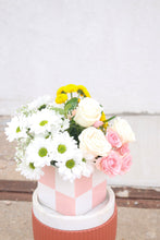 Load image into Gallery viewer, pink cube