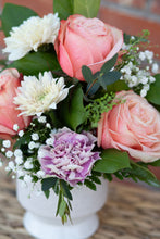 Load image into Gallery viewer, Cheery Fall Arrangement